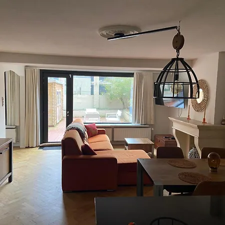 Gelegen Gezellig Met Groot Terras Apartament